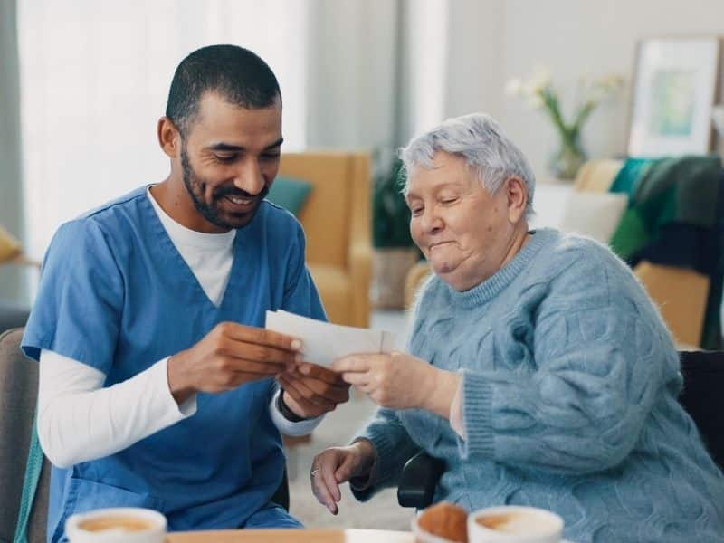 How to Choose Assisted Living for a Parent Without Feeling Overwhelmed